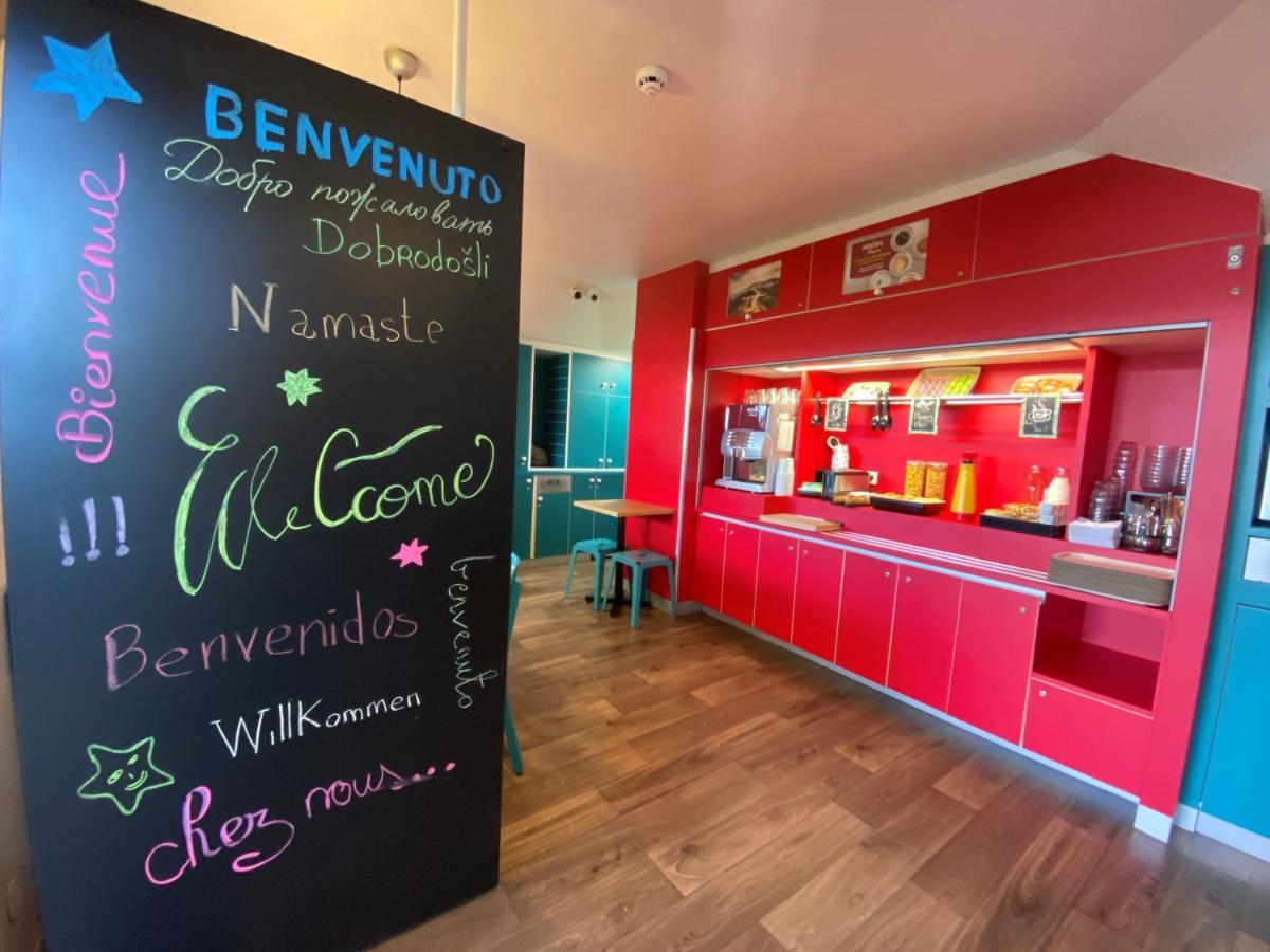 Hotelf1 Laval Change  Exterior photo